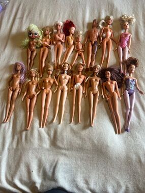 Lot of TLC Barbies